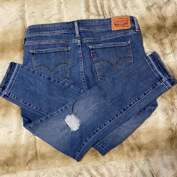 Levi’s 711 Skinny Distressed Jeans Size 31 EUC - Picture 5 of 8